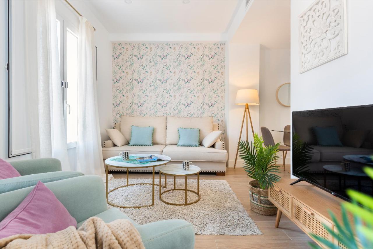 Genteel Home Juan Rabadan Séville Extérieur photo